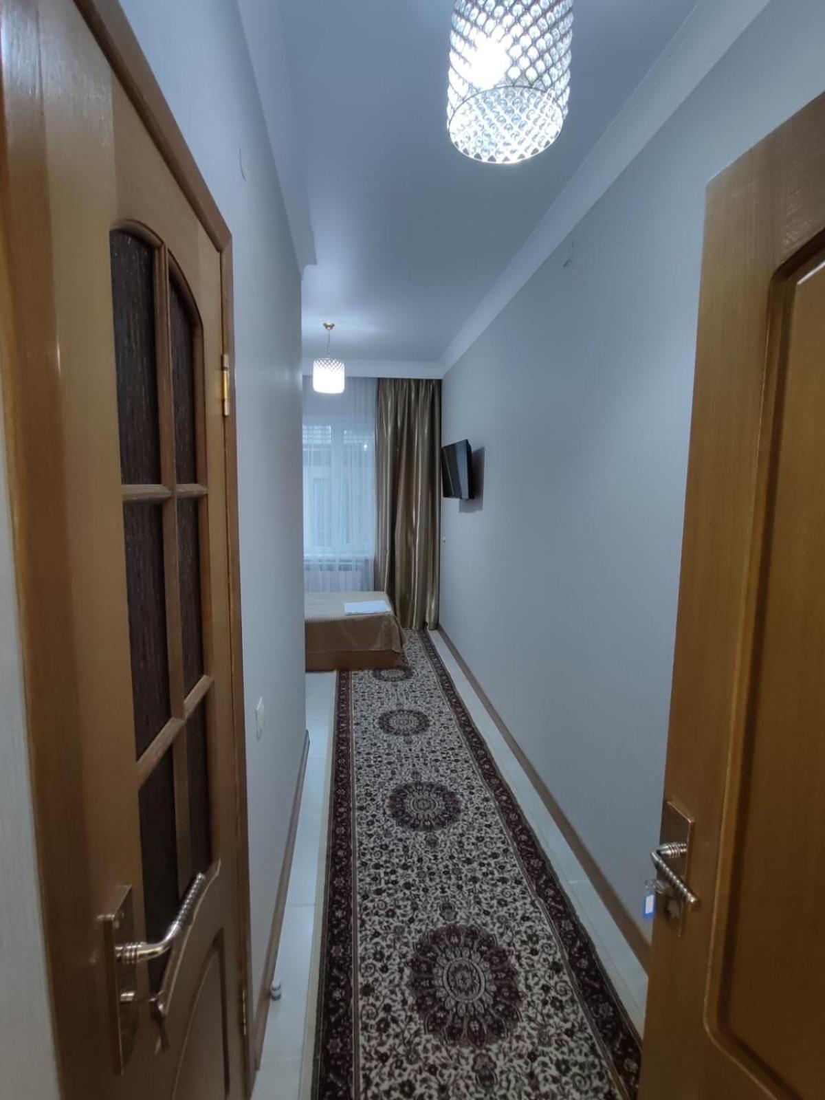 Gostinitsa Grand Hotel Kyzylorda Bagian luar foto