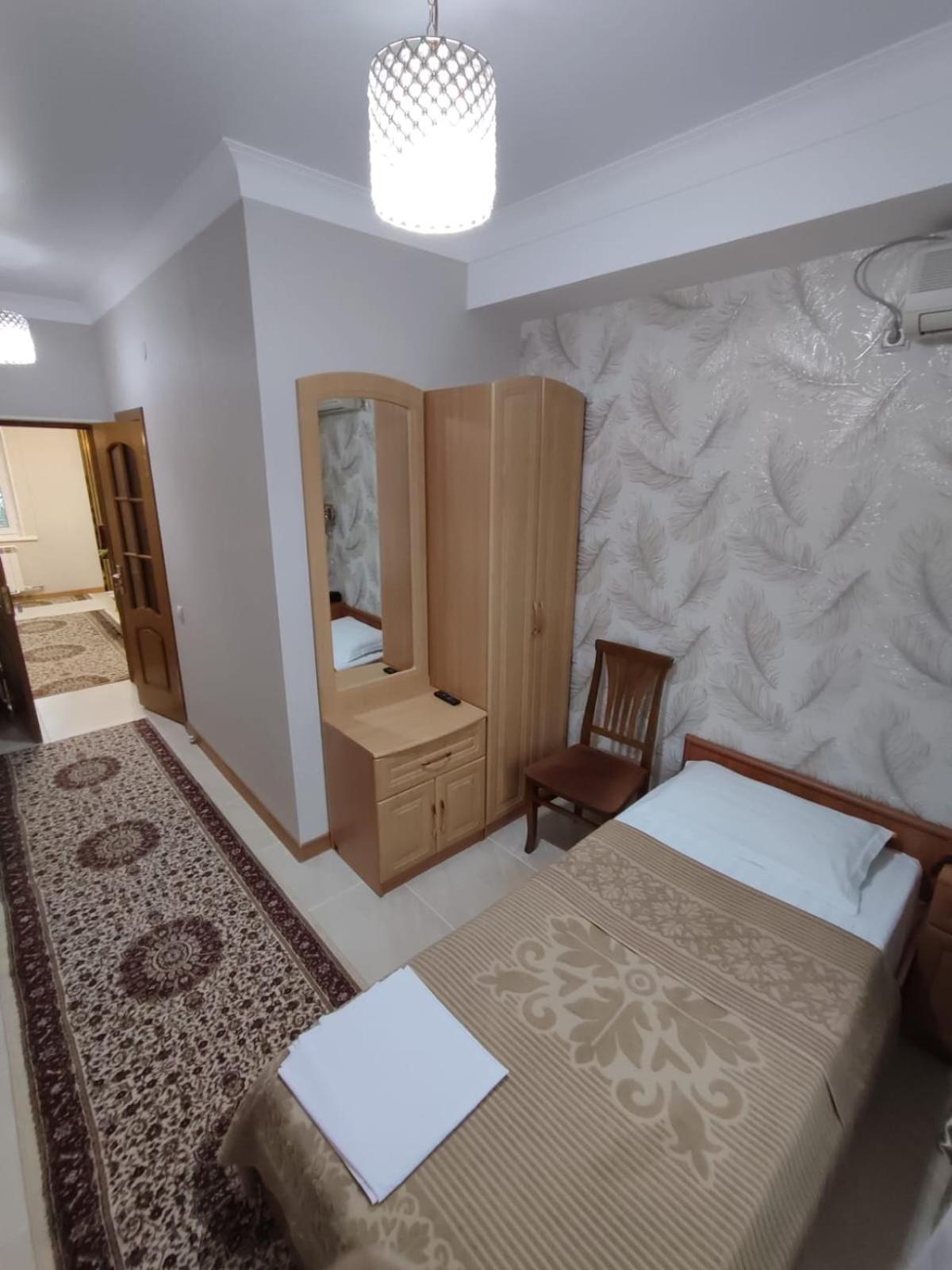 Gostinitsa Grand Hotel Kyzylorda Bagian luar foto