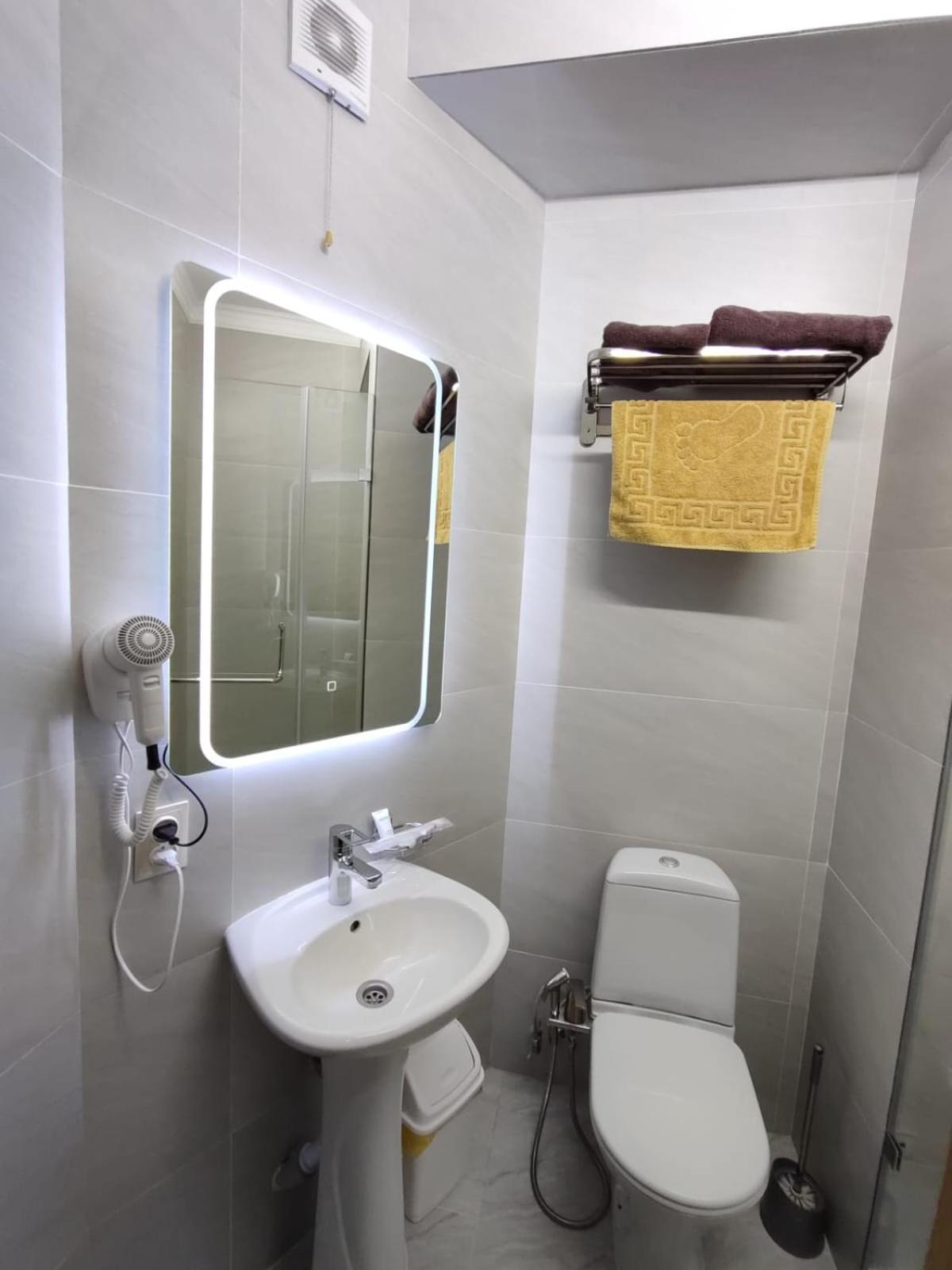 Gostinitsa Grand Hotel Kyzylorda Bagian luar foto
