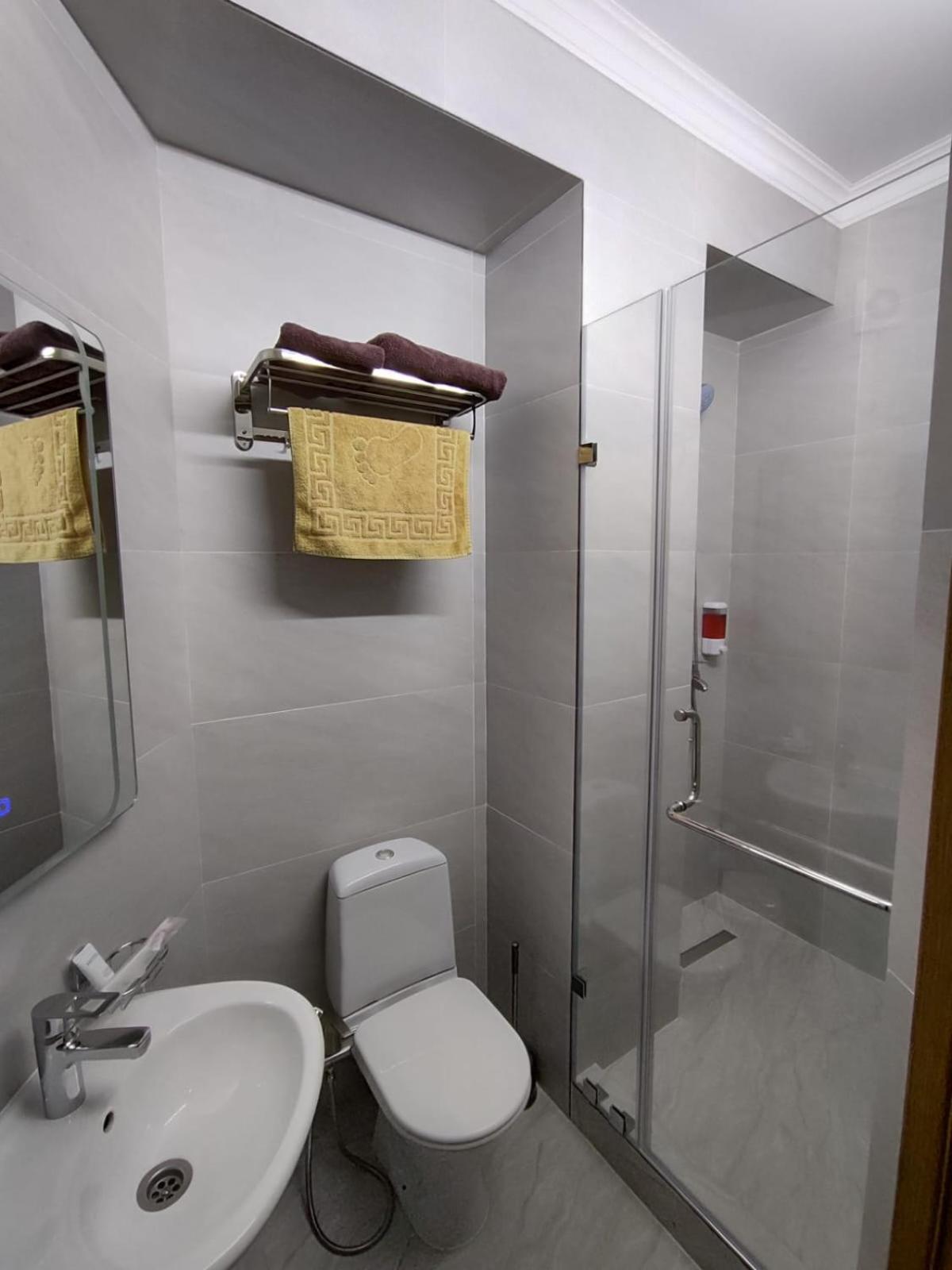 Gostinitsa Grand Hotel Kyzylorda Bagian luar foto